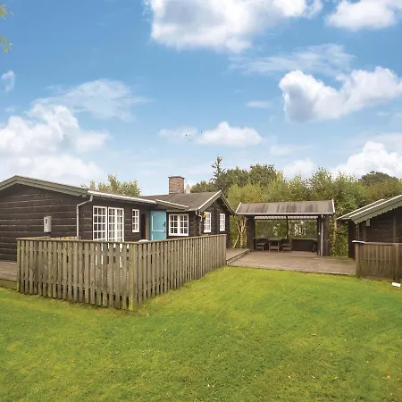 Two-bedroom Holiday In Grenaa Brøndstrup